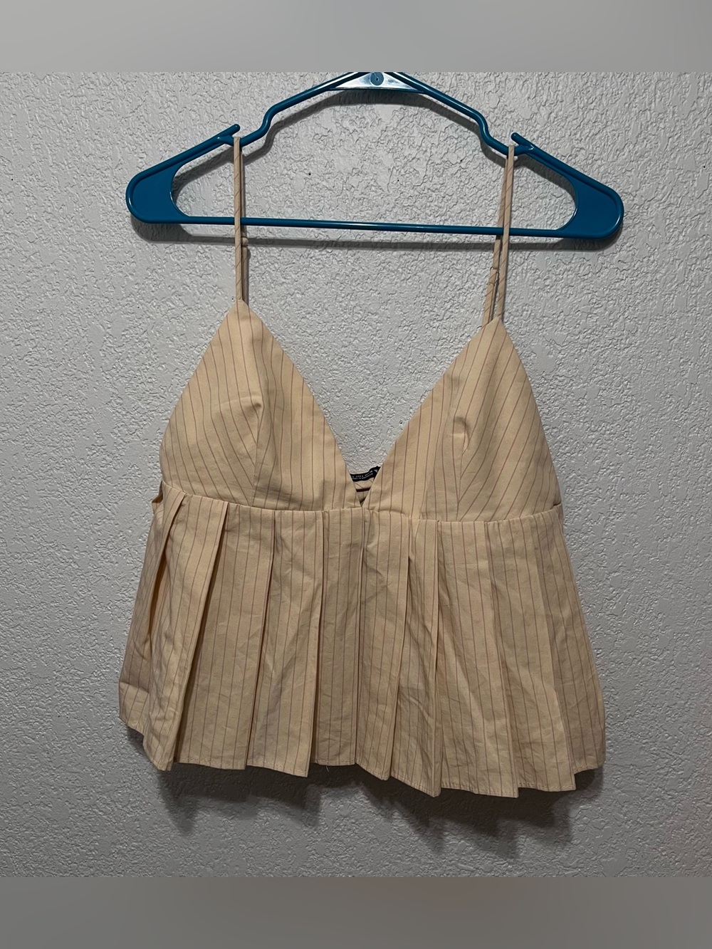 Zara Pinstripe Pleated Crop Camisole Top soft beige/pink pinstripe L